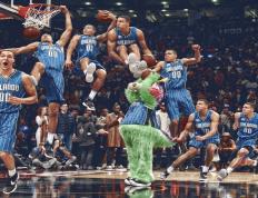 开云官方app入口-篮球世界的双重奏，灰熊奇才鏖战点燃NBA，约基奇欧冠淘汰赛演绎王者归来