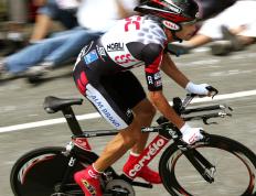 开云体育app-铁腰交响乐奏响圣西罗，卡塞米罗化身战车拆解者，AC米兰轻取德国豪门