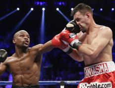 开云体育官方网站-三狮军团驯服橙色风暴，阿什拉夫闪耀成全场焦点