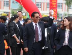 开云体育-瑞士代表团壮气凌云，完美诠释团结力量