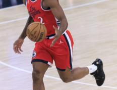 开云下载-包含快船连胜灭独行侠，莱昂纳德状态回归的词条