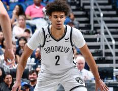 开云体育入口-关于篮网队签下大牌球员，投资重建未来希望的信息