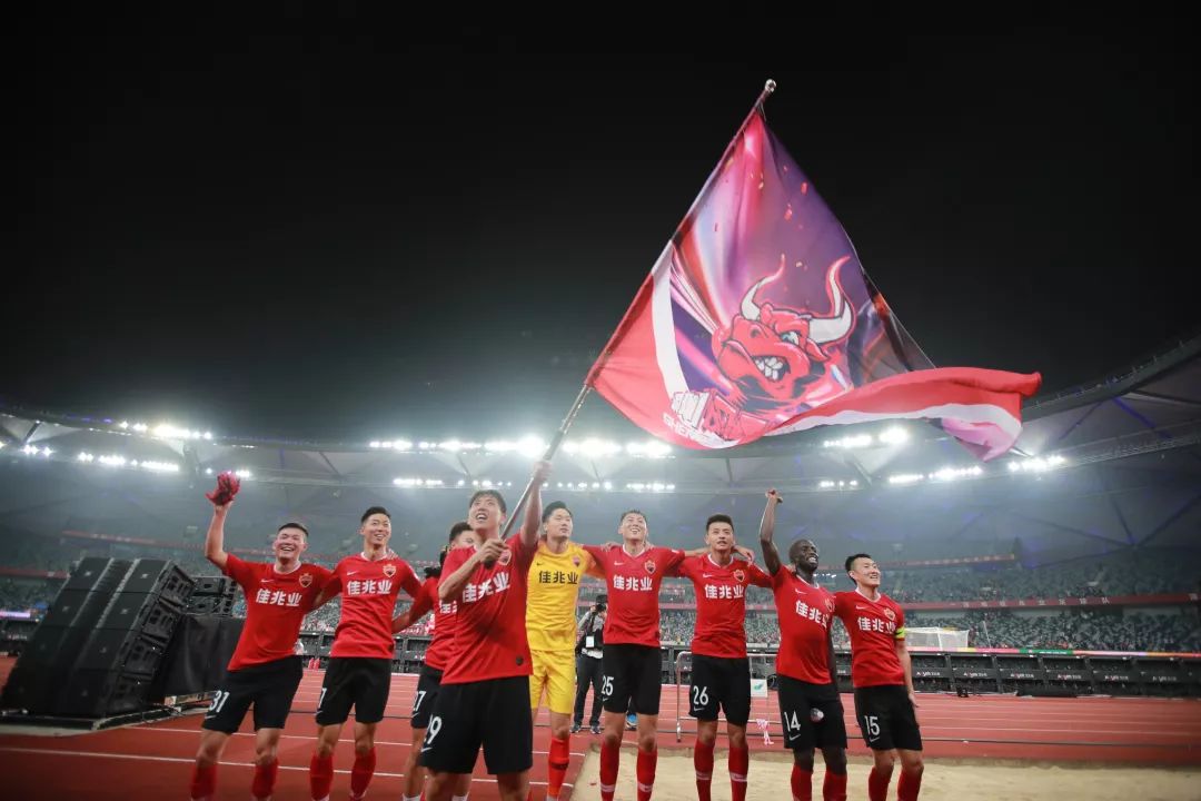 开云体育入口-关于广东华夏幸福客场大捷，笑傲中超的信息