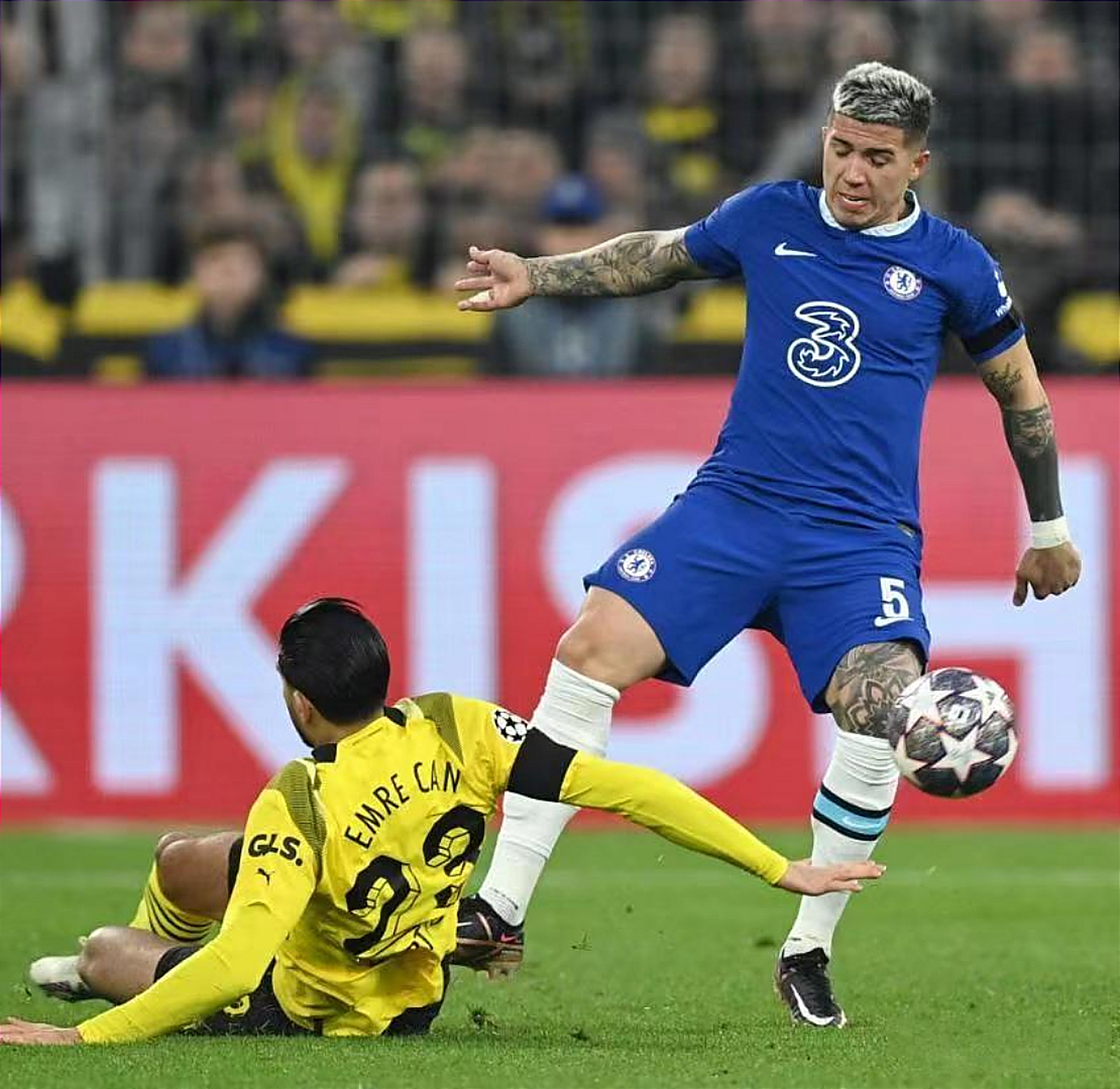 开云平台-南安普顿主场逼平沃尔索尔继续保持中游位置