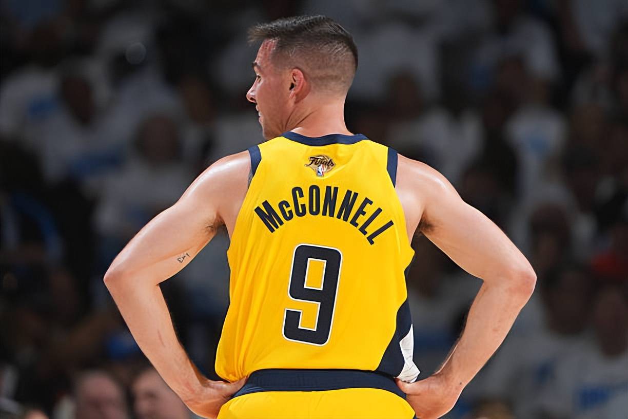 开云体育app-包含步行者陷入低谷，球队重组成为必然的词条