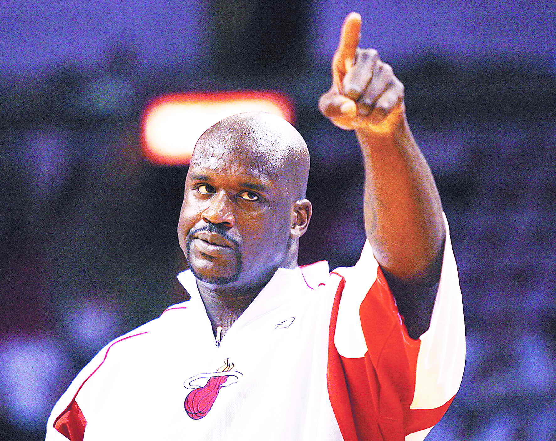 开云体育下载-篮网队再次轻松击败热火队，主帅露出满意笑容