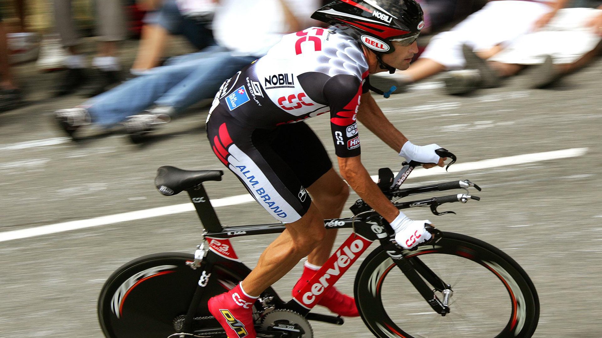 开云体育app-铁腰交响乐奏响圣西罗，卡塞米罗化身战车拆解者，AC米兰轻取德国豪门